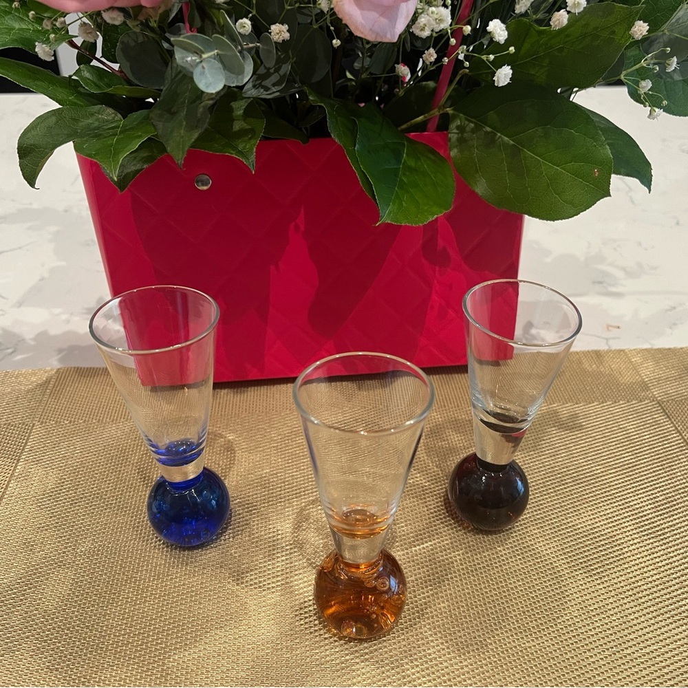 Blue and Brown Drinkware Set for Dining